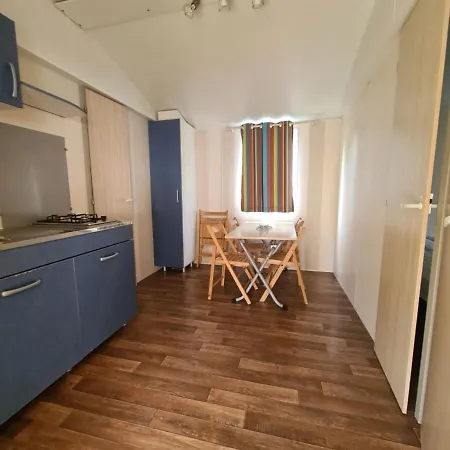 Chez Philippe Et Sylvie - 3 Pour 5 Proches Europa Park